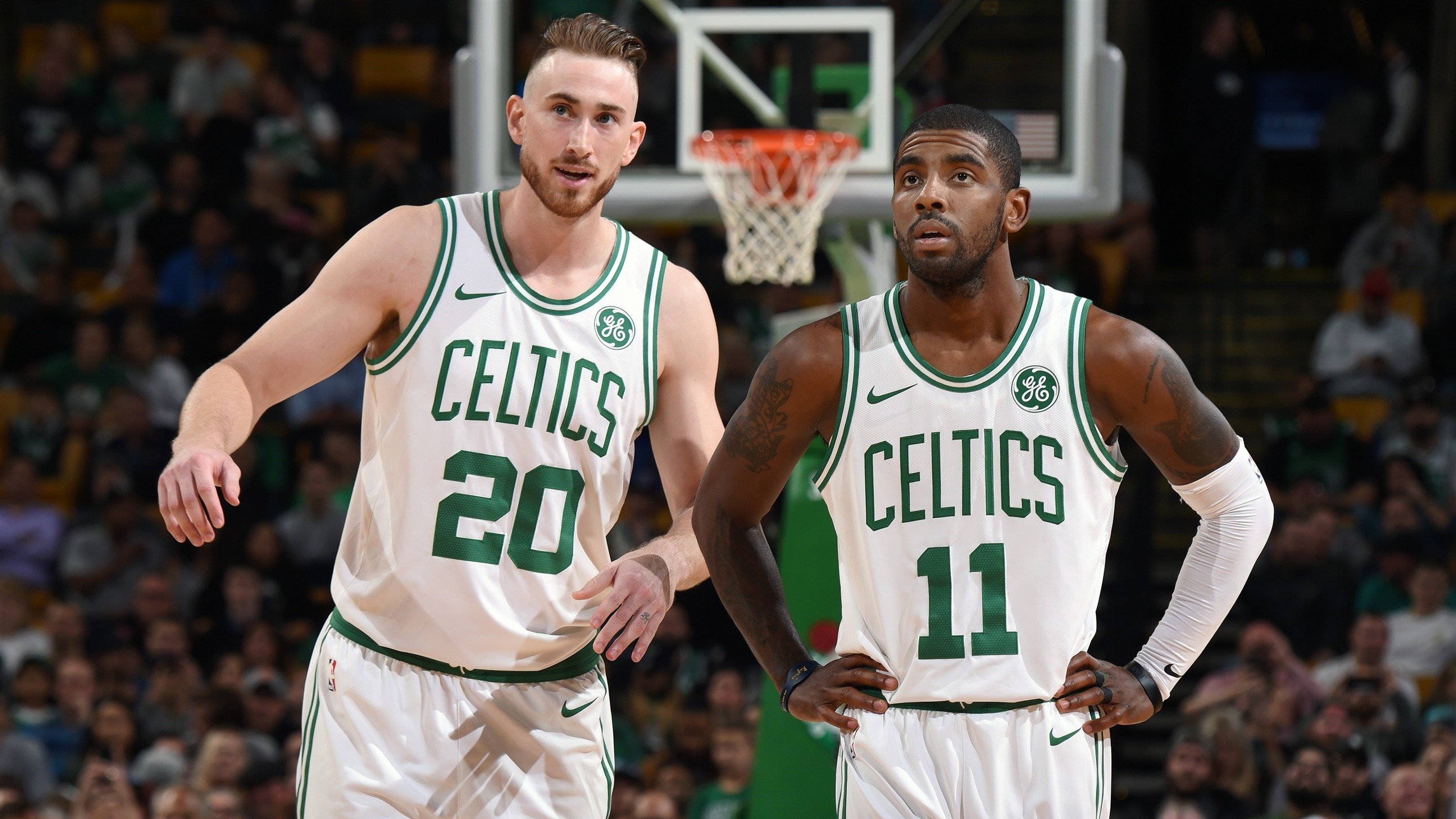 逆转“奇迹夜”：像电影一样精彩的比赛瞬间，nba逆转奇迹