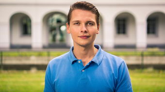 爱游戏APP-CBA主帅战术理念分享会吸引教练员广泛参与，cba主教练是谁